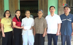Xã Vân Du trao quà quỹ Thiện Tâm (Tập đoàn Vingroup) cho thương binh, bệnh binh nặng