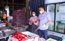 Tăng cường quản lý thị trường hàng hóa tại các chợ truyền thống