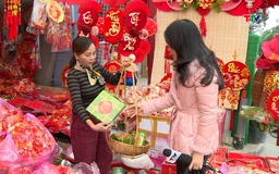 Đa dạng thị trường đồ trang trí Tết