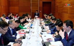 Đoàn đại biểu Đảng bộ tỉnh Thanh Hóa thảo luận, đóng góp ý kiến vào Dự thảo các Văn kiện Đại hội XIV