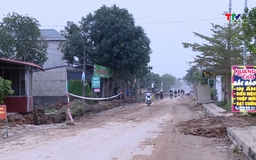 Đảm bảo an toàn giao thông khi thi công nâng cấp đường qua xã Quảng Ngọc