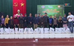 Xã Thọ Lập trao quà Tết cho các hộ dân có hoàn cảnh khó khăn