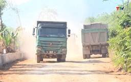 Đường thi công dang dở và nguy cơ cơ mất an toàn giao thông