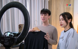 63% người tiêu dùng Việt Nam sắm Tết qua sàn thương mại điện tử 