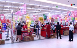 Sôi động thị trường hàng hóa những ngày giáp Tết