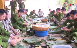 Mang xuân về sau cánh cửa trại giam