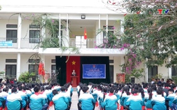 Đoàn Thanh niên xã Hoạt Giang tuyên truyền, giáo dục pháp luật cho học sinh