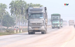 Siết chặt kiểm soát phương tiện vận chuyển đất trên quốc lộ 47B