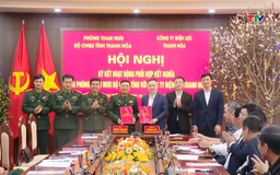 Bộ CHQS tỉnh và Công ty Điện lực Thanh Hóa tổ chức Lễ kết nghĩa.