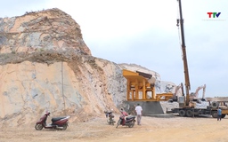 Siết chặt quản lý hoạt động vận chuyển hàng hóa ngay tại mỏ, bến bãi