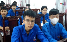 Xã Vĩnh Lộc khai giảng lớp bồi dưỡng nhận thức về Đảng