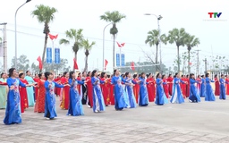 Phụ nữ xã Quảng Ninh sôi nổi chào mừng ngày Quốc tế Phụ nữ 8/3