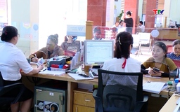 Ngành ngân hàng trước áp lực thanh khoản và lãi suất tăng 
