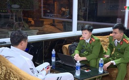 Quốc hội thảo luận tại tổ các nội dung về phát triển kinh tế - xã hội