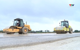 Đẩy nhanh tiến độ thi công tuyến đường Nam Sông Mã