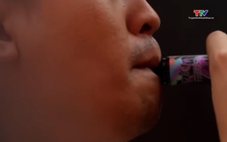 Sử dụng thuốc lá điện tử có thể bị phạt đến 5 triệu đồng