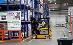 Thương mại Việt Nam bứt tốc