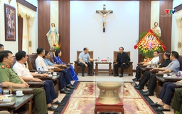 Lãnh đạo tỉnh chúc mừng lễ Phục sinh năm 2026