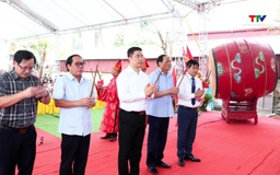 Khai mạc Lễ hội Cầu Ngư xã Vạn Lộc