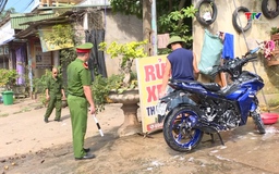 Công an xã Vân Du đảm bảo trật tự hành lang giao thông