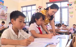 Nhà giáo được hưởng phụ cấp ưu đãi theo nghề từ 20-80% mức lương hiện hưởng