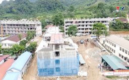 Tăng tốc xây dựng trường nội trú liên cấp Bát Mọt