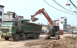 Không khí lao động xuyên lễ trên công trường các dự án hạ tầng 