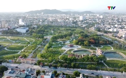 Các sân chơi thể dục thể thao ngoài trời sôi động khi vào hè