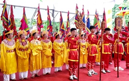 Lễ hội Phủ Nhì và dâng hương kỷ niệm 530 năm 
ngày mất Hoàng Thái Hậu Ngô Thị Ngọc Dao
