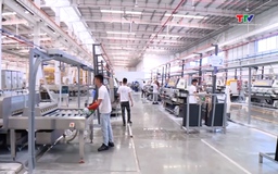 Kinh tế việt nam vượt qua các thách thức từ bên ngoài
