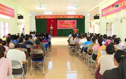 Xã Quang Chiểu lấy ý kiến Nhân dân về sắp xếp, tổ chức lại thôn, bản