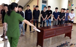 Bắt khẩn cấp 9 đối tượng mang hung khí nguy hiểm hỗn chiến