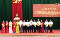 Xã Kim Tân công bố các nghị quyết, quyết định về sắp xếp thôn