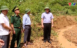 Phó Chủ tịch UBND tỉnh Mai Xuân Liêm kiểm tra tình hình giao thông tại huyện Thường Xuân