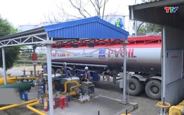 Bộ Tài chính không đồng ý giảm 100% thuế tiêu thụ đặc biệt với xăng