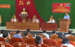 Phó chủ tịch UBND tỉnh Lê Đức Giang tiếp xúc cử tri huyện Hậu Lộc