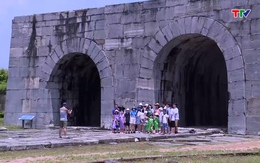 Miễn vé tham quan Thành nhà Hồ trong Ngày Di sản Văn hóa Việt Nam 23/11