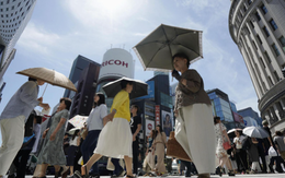 Nắng nóng gần chạm mức kỷ lục tại Nhật Bản