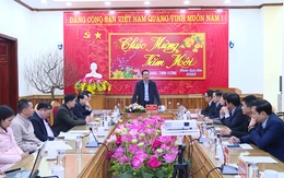 Phó Bí thư Tỉnh ủy Trịnh Tuấn Sinh kiểm tra đời sống và sản xuất tại huyện Nga Sơn
