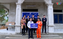 Công đoàn Điện lực Việt Nam trao nhà “Mái ấm công đoàn” cho đoàn viên 