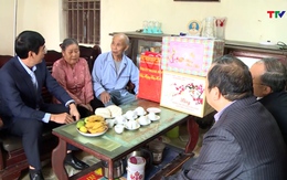 Đồng chí Trưởng Ban Nội chính Tỉnh uỷ thăm, kiểm tra tình hình sản xuất và đời sống của Nhân dân huyện Đông Sơn
