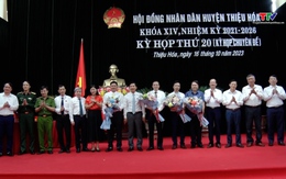 Huyện Thiệu Hoá bầu Chủ tịch và Phó Chủ tịch UBND huyện