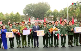 Chủ tịch UBND tỉnh dự lễ giao nhận quân tại Thọ Xuân