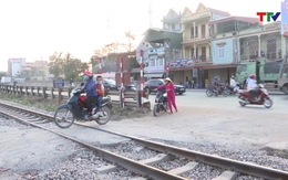 Cần nhanh chóng xây dựng đường gom qua đường sắt tại huyện Hoằng Hóa