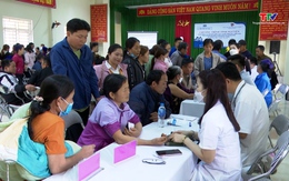 Người dân thuộc hộ nghèo, gia đình chính sách, trẻ em xã Thành Lâm, huyện Bá Thước được khám, tư vấn, cấp phát thuốc miễn phí