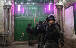 Cảnh sát Israel tiếp tục xông vào thánh địa Hồi giáo Al-Aqsa, Palestine và cộng đồng quốc tế lên tiếng phản đối