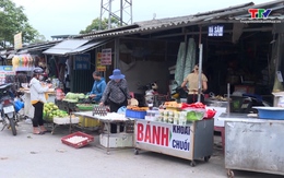 Thực phẩm bán tại Khu công nghiệp Hoàng Long, thành phố Thanh Hóa tiềm ẩn nguy cơ mất an toàn