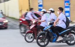 Cảnh báo nguy cơ tai nạn giao thông do học sinh đi xe máy khi chưa đủ tuổi