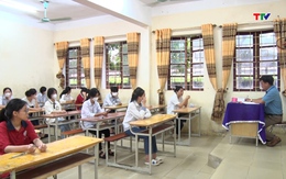 Hơn 1.000 thi sinh huyện Cẩm Thủy bước vào ngày thi đầu tiên