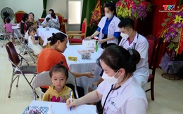 Khám bệnh cấp thuốc miễn phí tại huyện Thọ Xuân